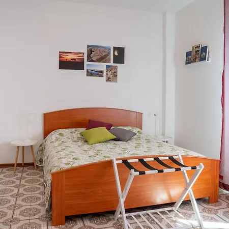 Guesthost - La Mudira Apartman